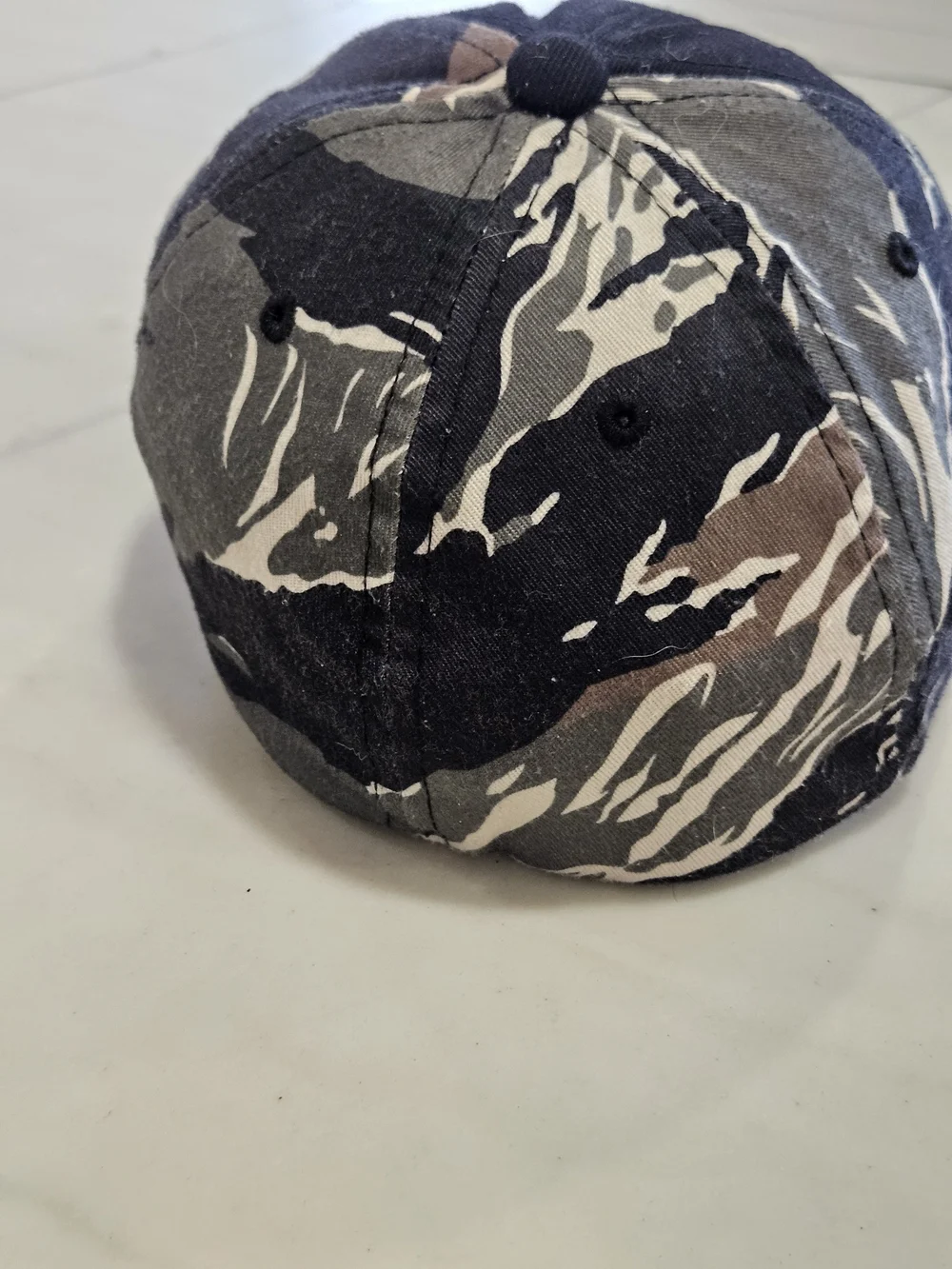 Volcom Youth Flat-Brim Baseball Cap Black Camo Tiger Stripe Genuine Kid